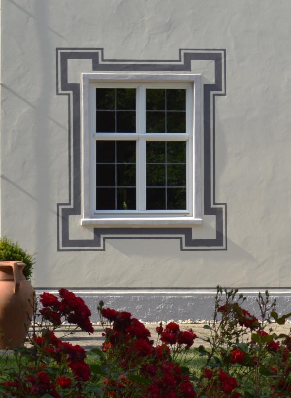 Schloss Dellmensingen PaXretro Denkmalfenster mit Sprossen